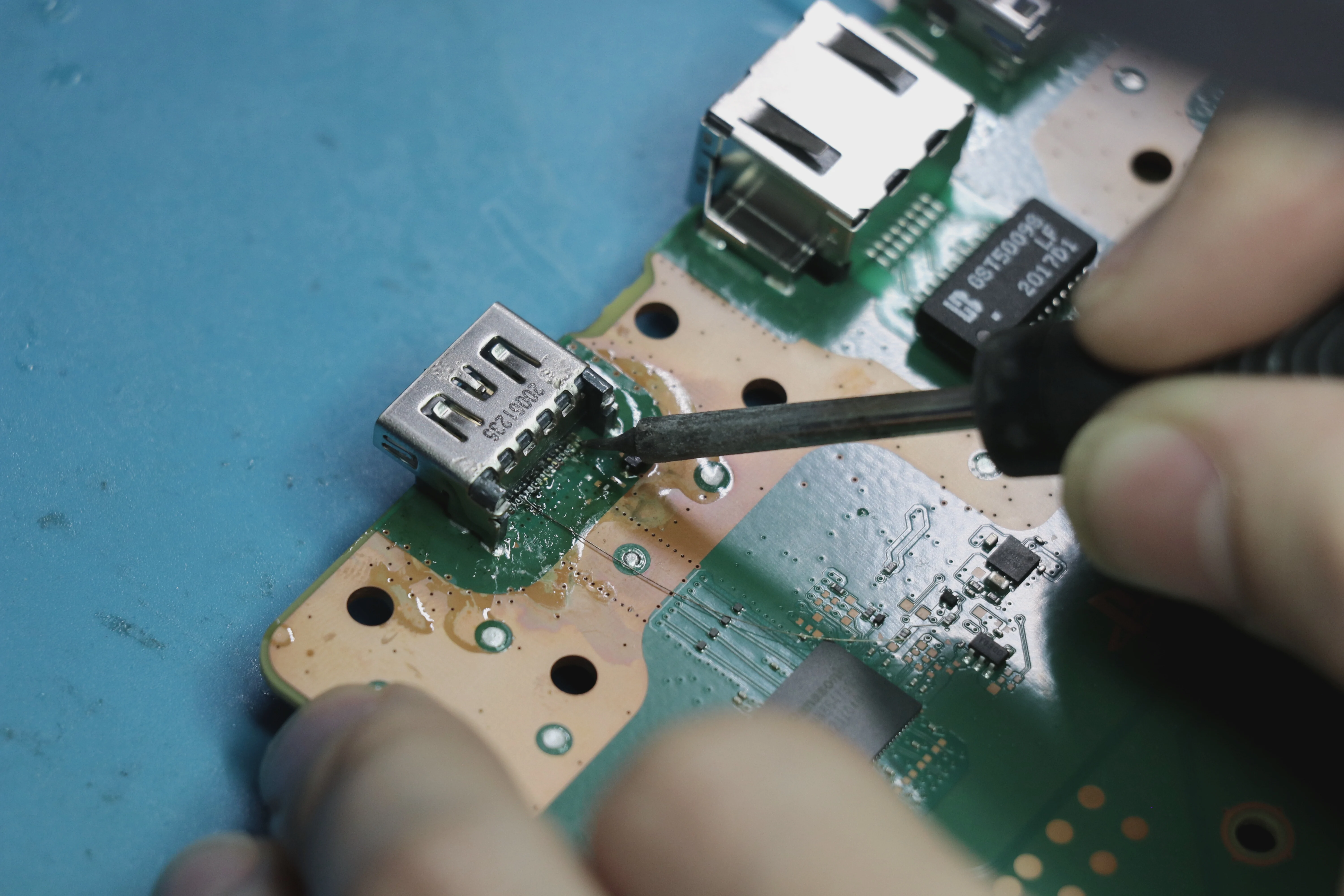 how to repair PS5 HDMI Port