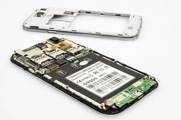 Battery-cell-phone-repair.jpg