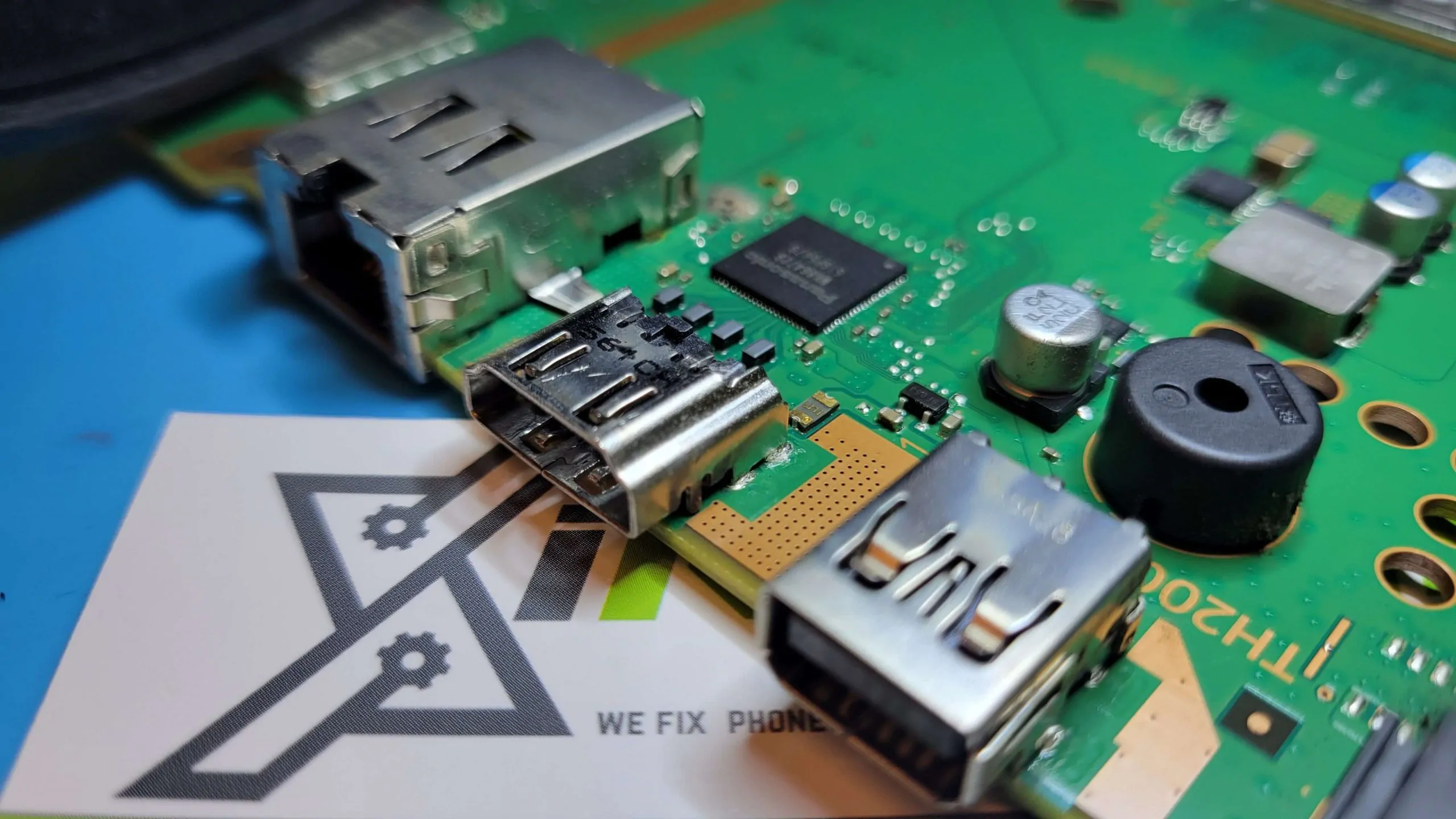 Ed Udfordring I hele verden Fixing A Broken PlayStation 4 HDMI Port | Practical Steps